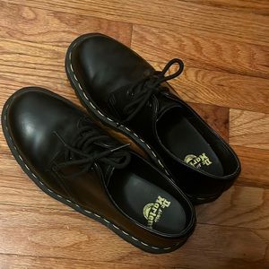 Dr. Martens Women’s Size 9